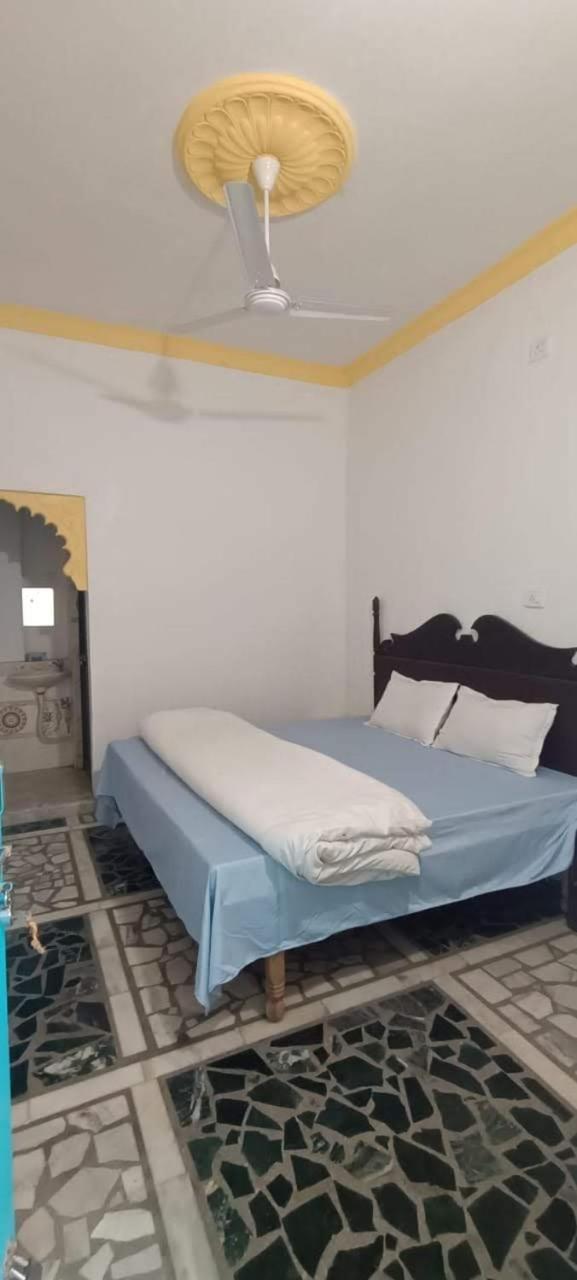 Homestay View Lake Village Heritage Botique Homestay Udaipur
