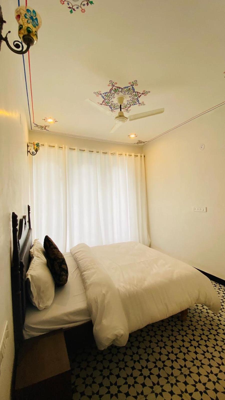 View Lake Village Heritage Botique Homestay *