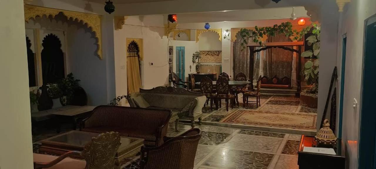 View Lake Village Heritage Botique Homestay * Udaipur